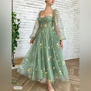 *Never worn* Beautiful sage green dress